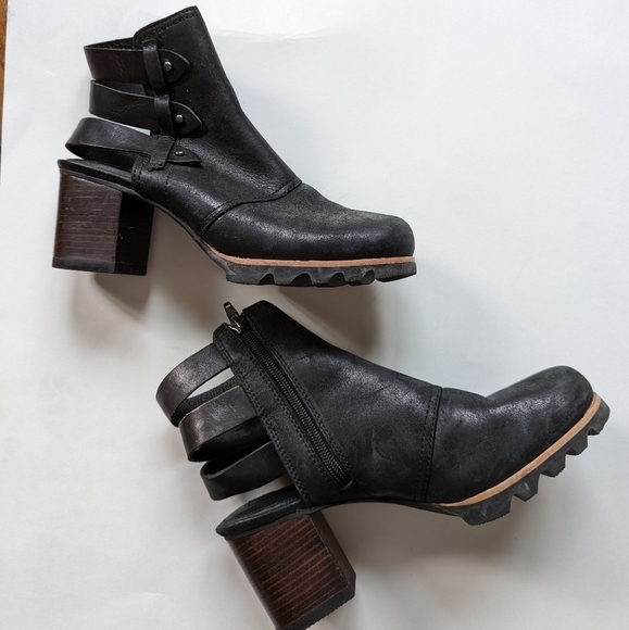 Sorel Addington caged booties black  7.5 - Picture 4 of 14